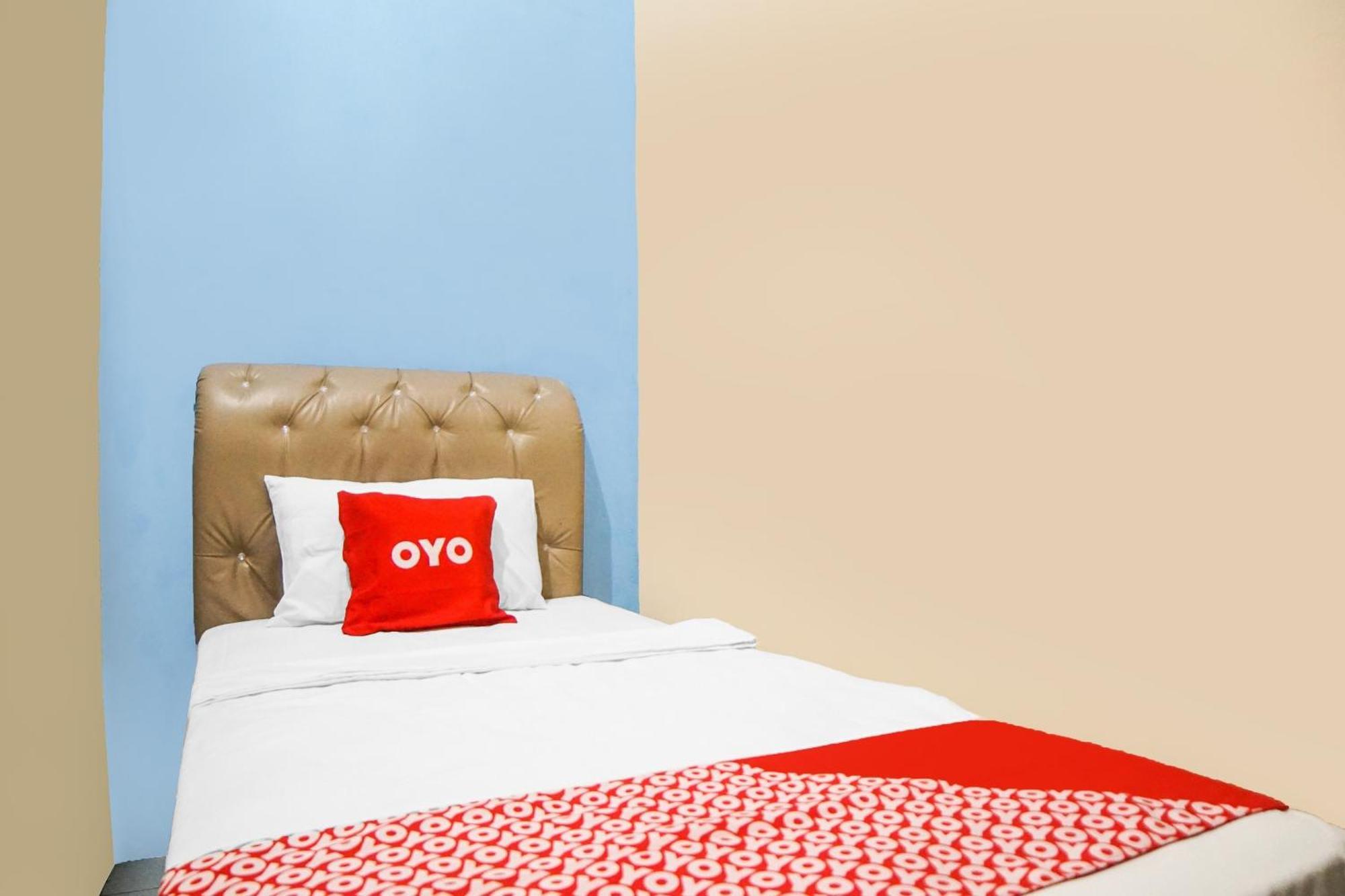 Oyo 92076 Sky Residence Cengkeh ميدان المظهر الخارجي الصورة
