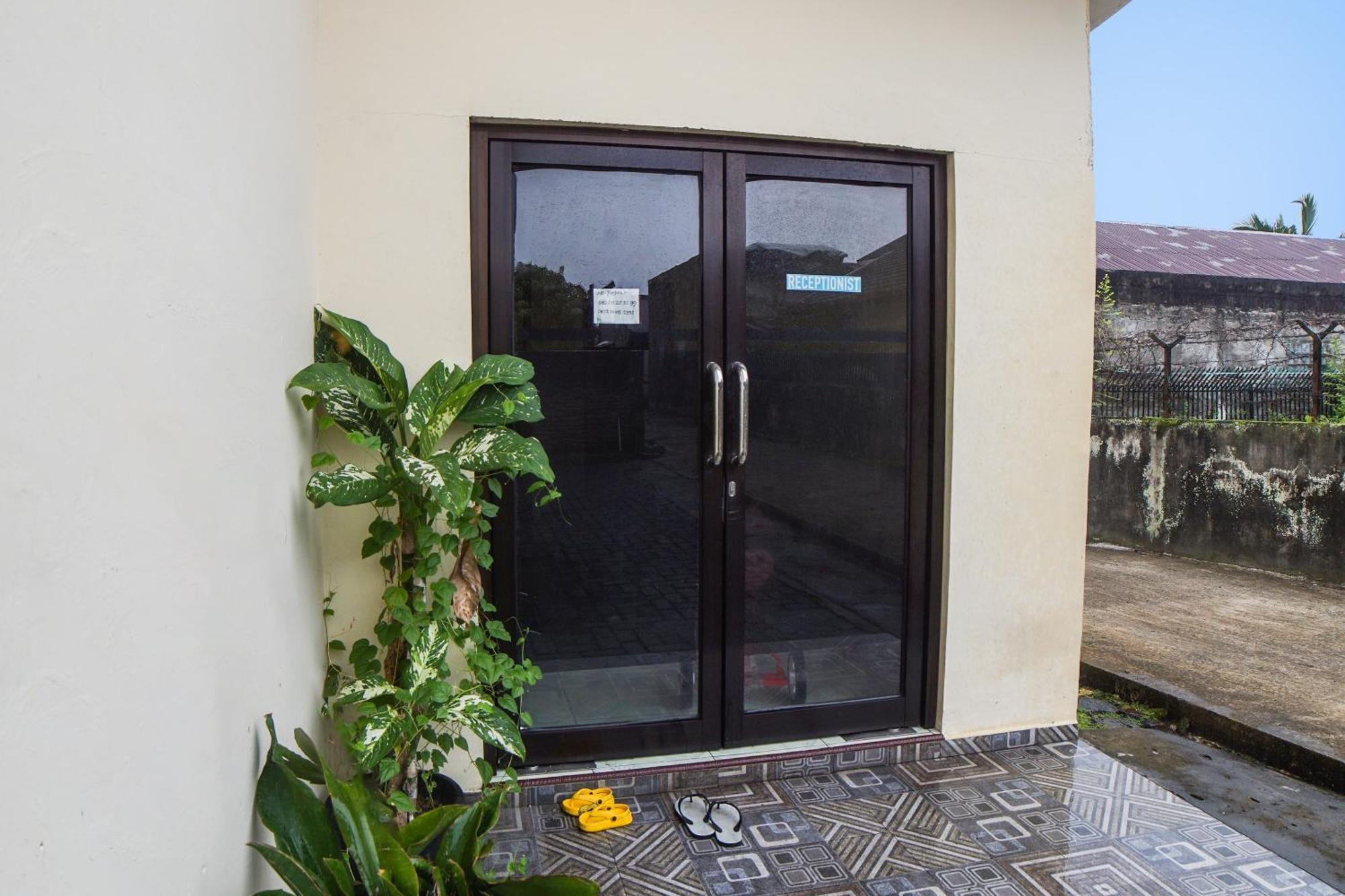 Oyo 92076 Sky Residence Cengkeh ميدان المظهر الخارجي الصورة